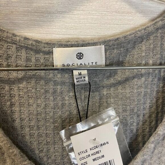 SOCIALITE  Women's Front Button‎ Skivvy Ribbed Cardigan NWT - Picture 6 of 8